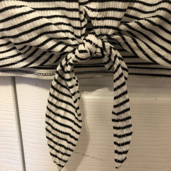 Stripped tank top - Picture 2 of 3